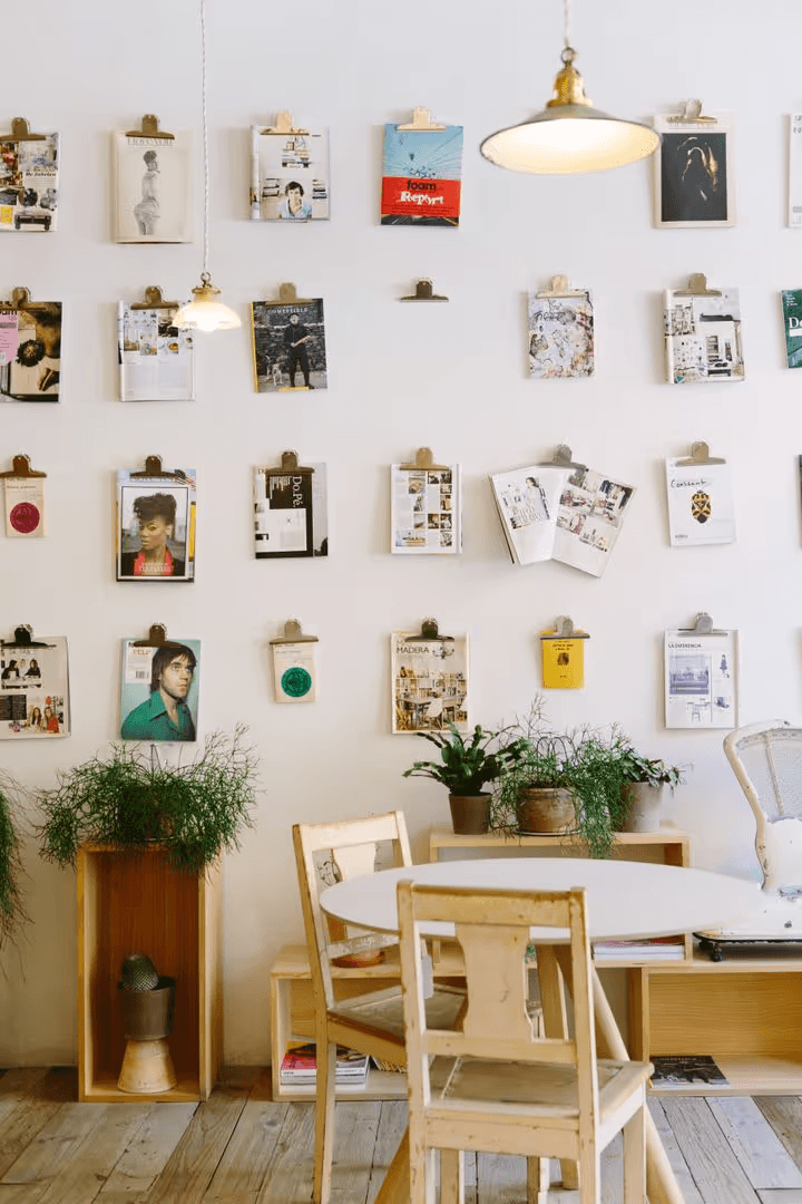 Pictures hung up on a wall - How to make a beautiful mood board with free online tools - Image