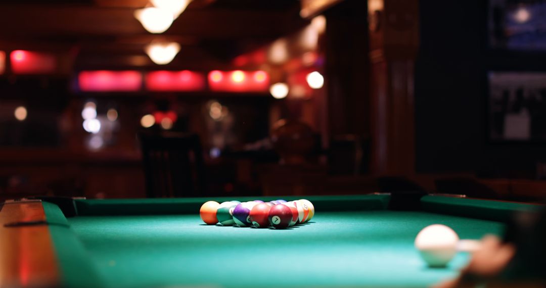 Cozy Bar Interior with Pool Table in Focused Light - Free Images, Stock Photos and Pictures on Pikwizard.com