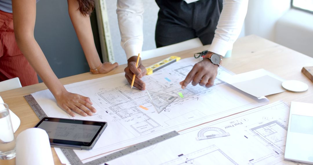 Collaborative Discussion Over Blueprints with Technology