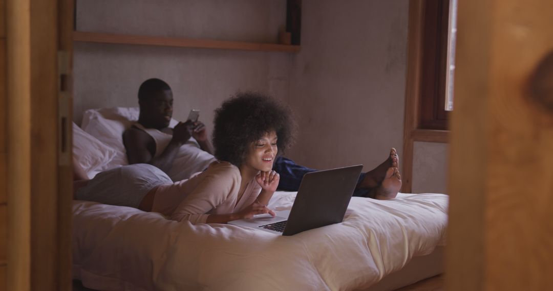 Modern Multitasking in Cozy Home Bedroom