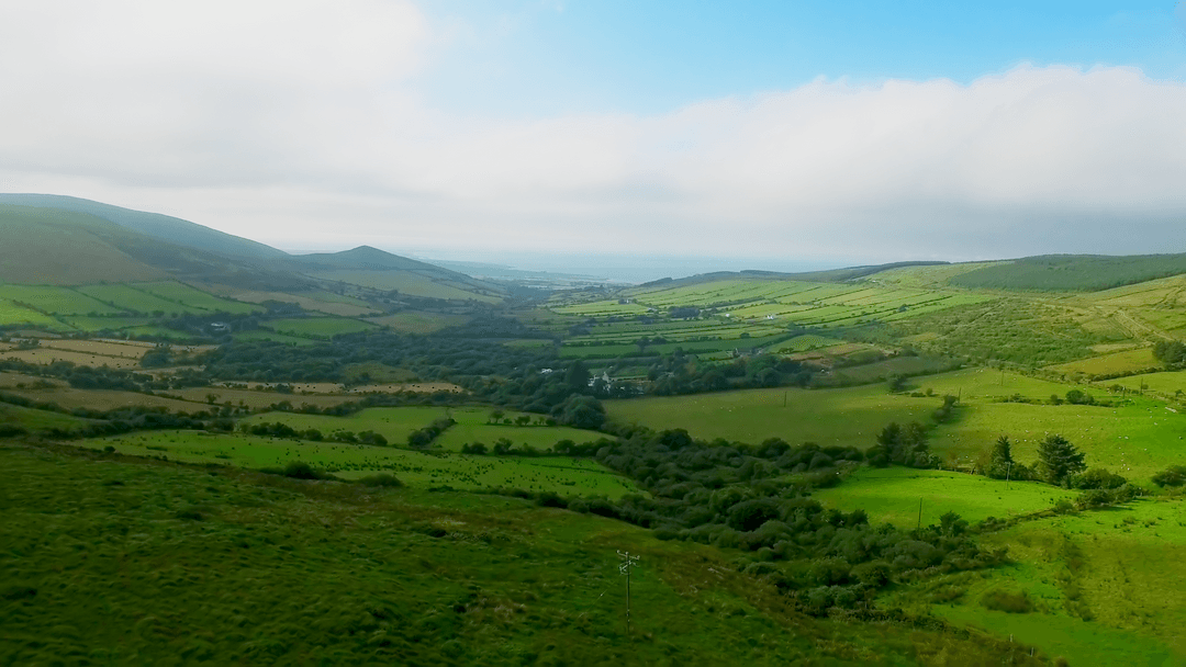 Transparent Serenity in Countryside Valley with Rolling Hills