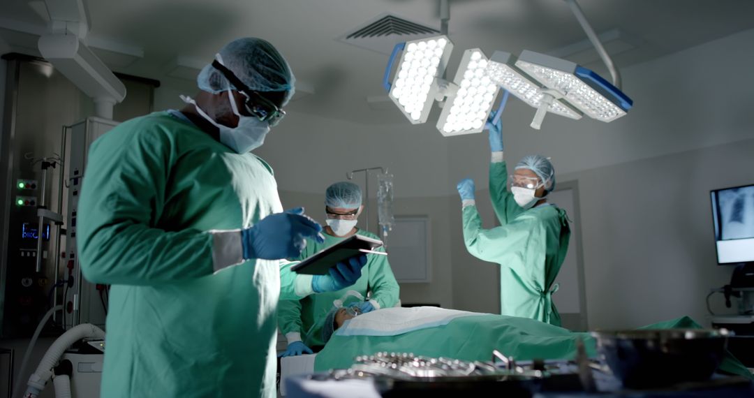 Surgeons Focused on Procedure in High-Tech Operating Room
