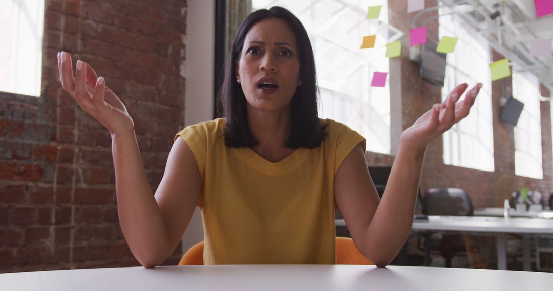 Frustrated Businesswoman Expressing Confusion in Office - Free Images, Stock Photos and Pictures on Pikwizard.com