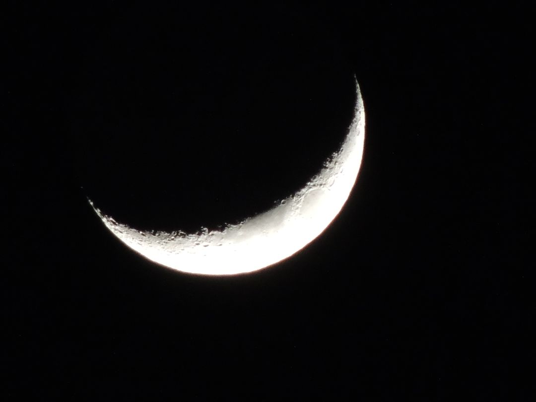 Close-Up of Waxing Crescent Moon in Night Sky - Free Images, Stock Photos and Pictures on Pikwizard.com