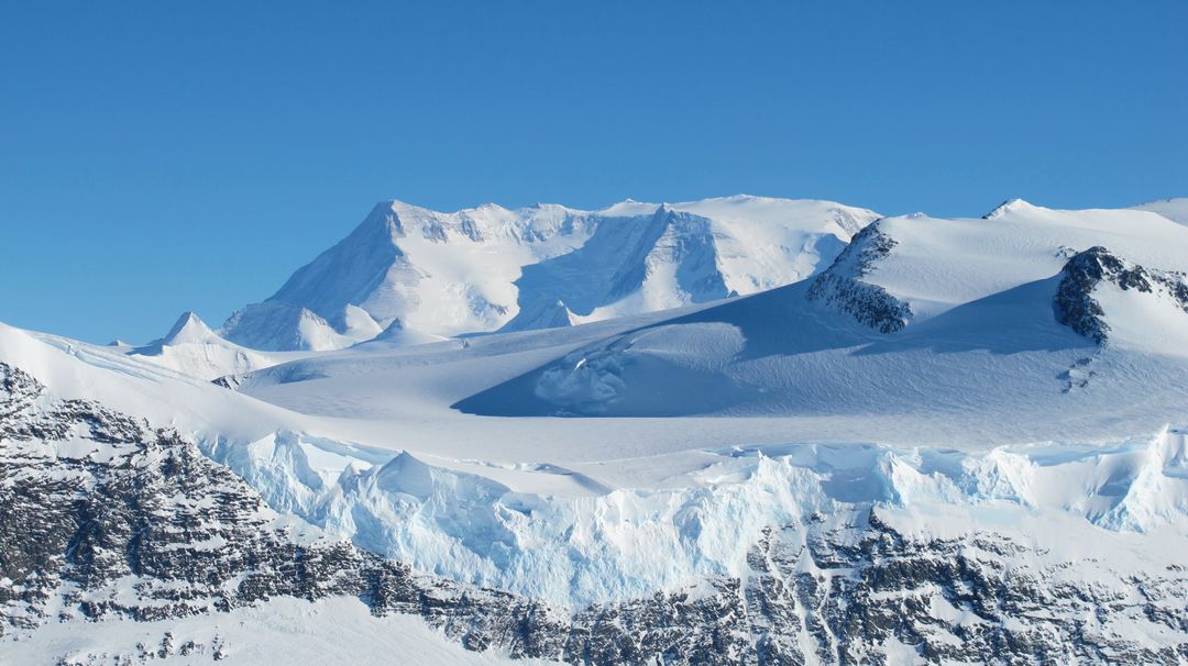 Panoramic View of Snow-Covered Ellsworth Mountains in Antarctica - Free Images, Stock Photos and Pictures on Pikwizard.com