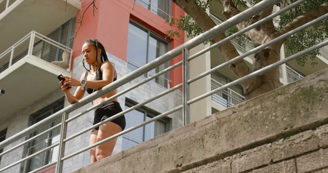 Focused Urban Workout with Mobile Technology