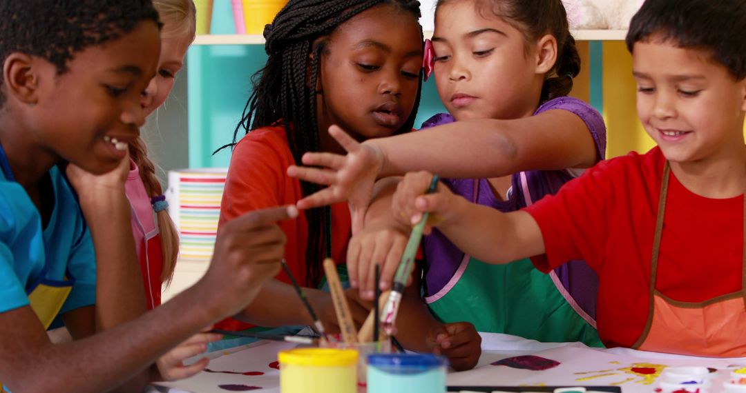 Diverse Group of Children Enjoying Art Class Together - Free Images, Stock Photos and Pictures on Pikwizard.com