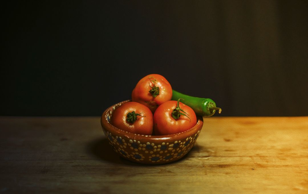 Fresh Tomatoes and Pepper in a Ceramic Bowl on Wooden Table - Free Images, Stock Photos and Pictures on Pikwizard.com