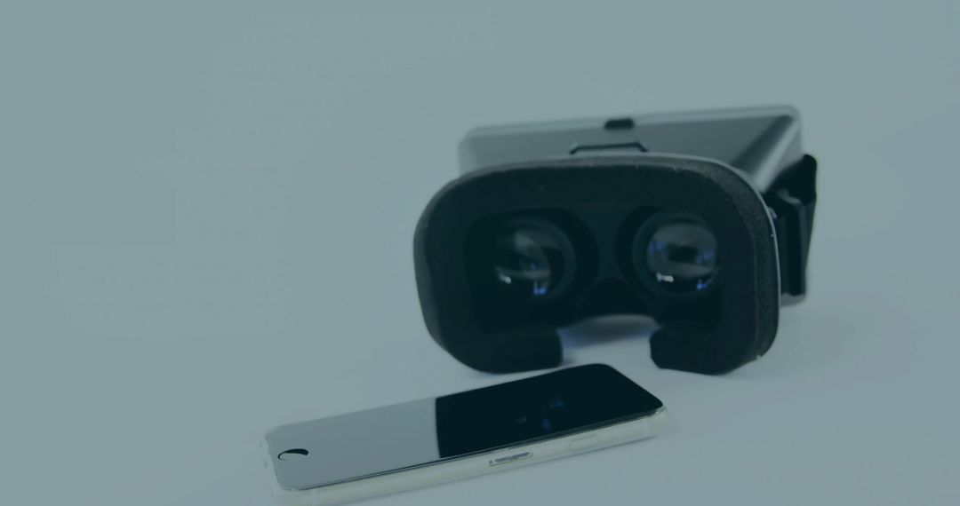 Minimalistic Display of VR Headset and Smartphone Technology