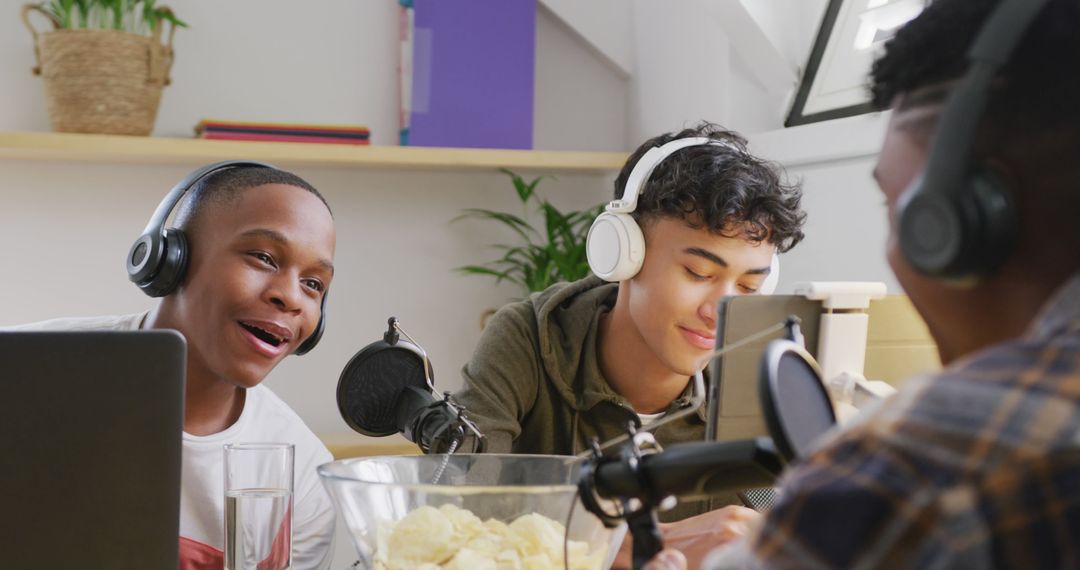 Teen Podcast Hosts Recording Conversation in Studio - Free Images, Stock Photos and Pictures on Pikwizard.com