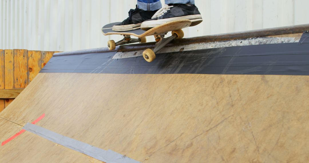 Skateboarder Balancing on Ramp Edge - Free Images, Stock Photos and Pictures on Pikwizard.com