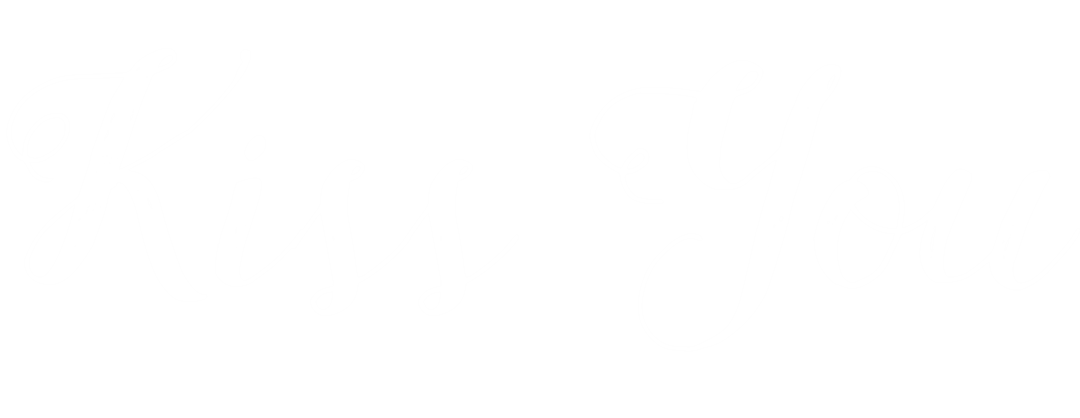 Elegant Kiss You Typography on Transparent Background