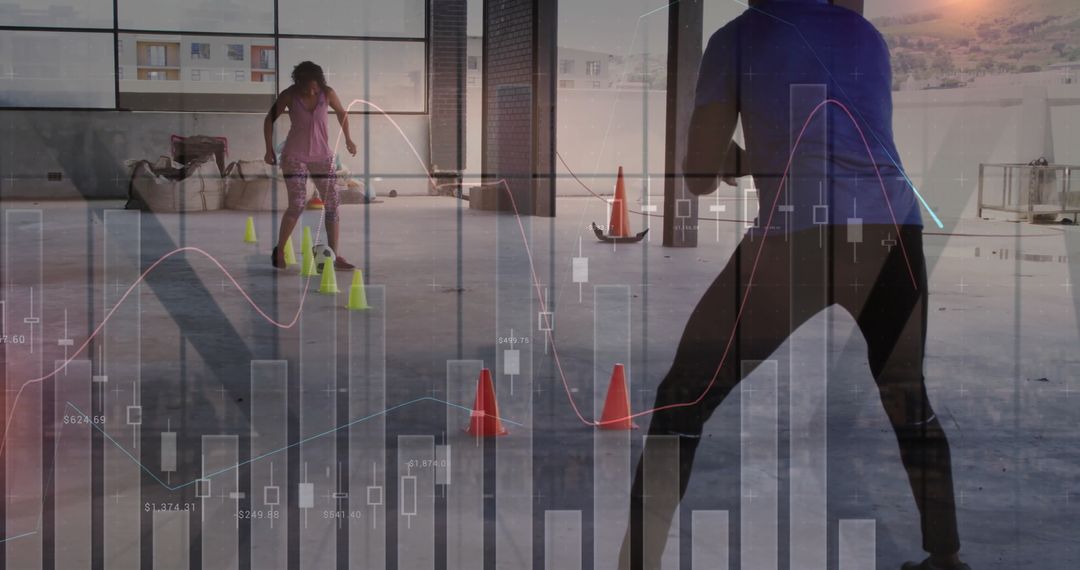 Dynamic Training in Warehouse Gym with Data Overlay Symbolizing Performance Analysis