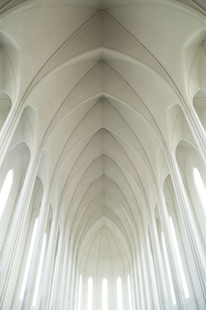 White church arches  - Free Images, Stock Photos and Pictures on Pikwizard.com