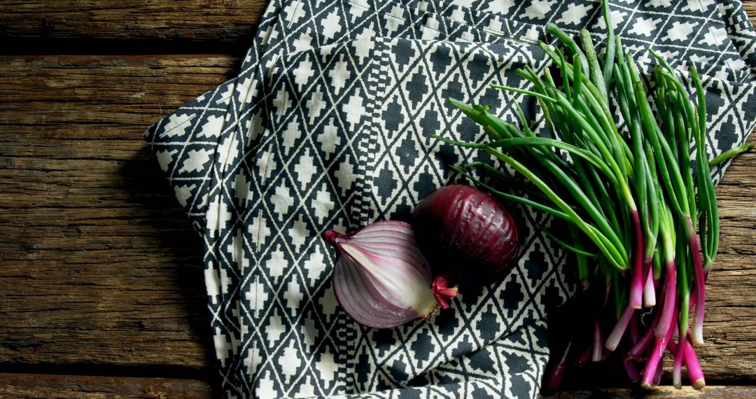 Fresh Red Onions and Scallions on Rustic Wooden Table - Free Images, Stock Photos and Pictures on Pikwizard.com