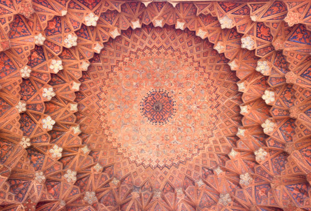 Intricate Ceiling Design with Geometric Patterns in Persian Architecture - Free Images, Stock Photos and Pictures on Pikwizard.com