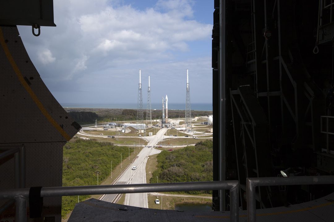 Atlas V Rocket with TDRS-K Satellite on Launch Pad at Cape Canaveral Air Force Station - Free Images, Stock Photos and Pictures on Pikwizard.com