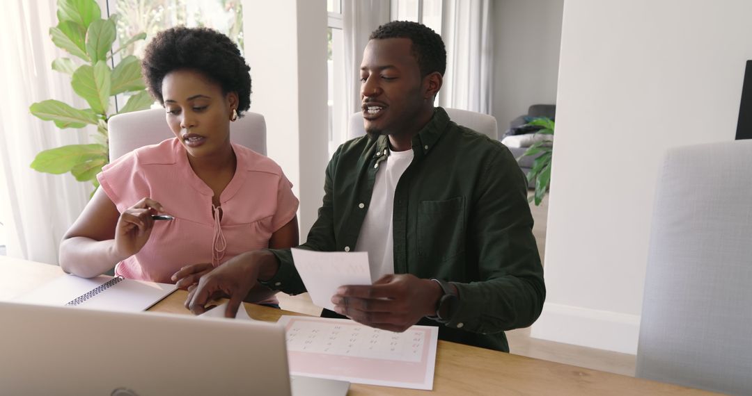 Teamwork Success: Dialogue on Project in Home Office