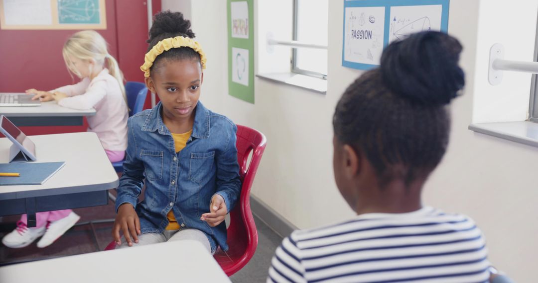 School Day: Girl Interacting with Classmate in Tech Classroom