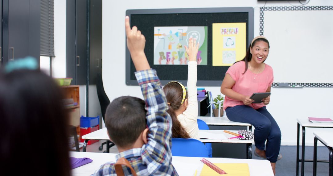 Enthusiastic Engagement in Modern Classroom with Digital Learning Tools