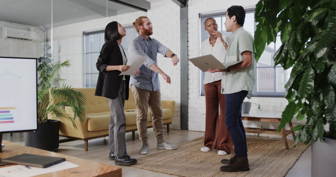 Diverse Team Brainstorming with Documents in Modern Office