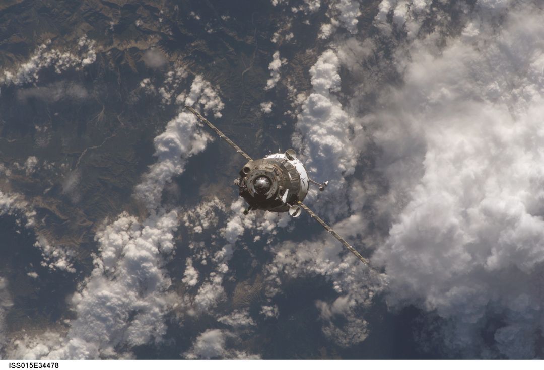 View of the Soyuz TMA-11 on approach to the ISS - Free Images, Stock Photos and Pictures on Pikwizard.com