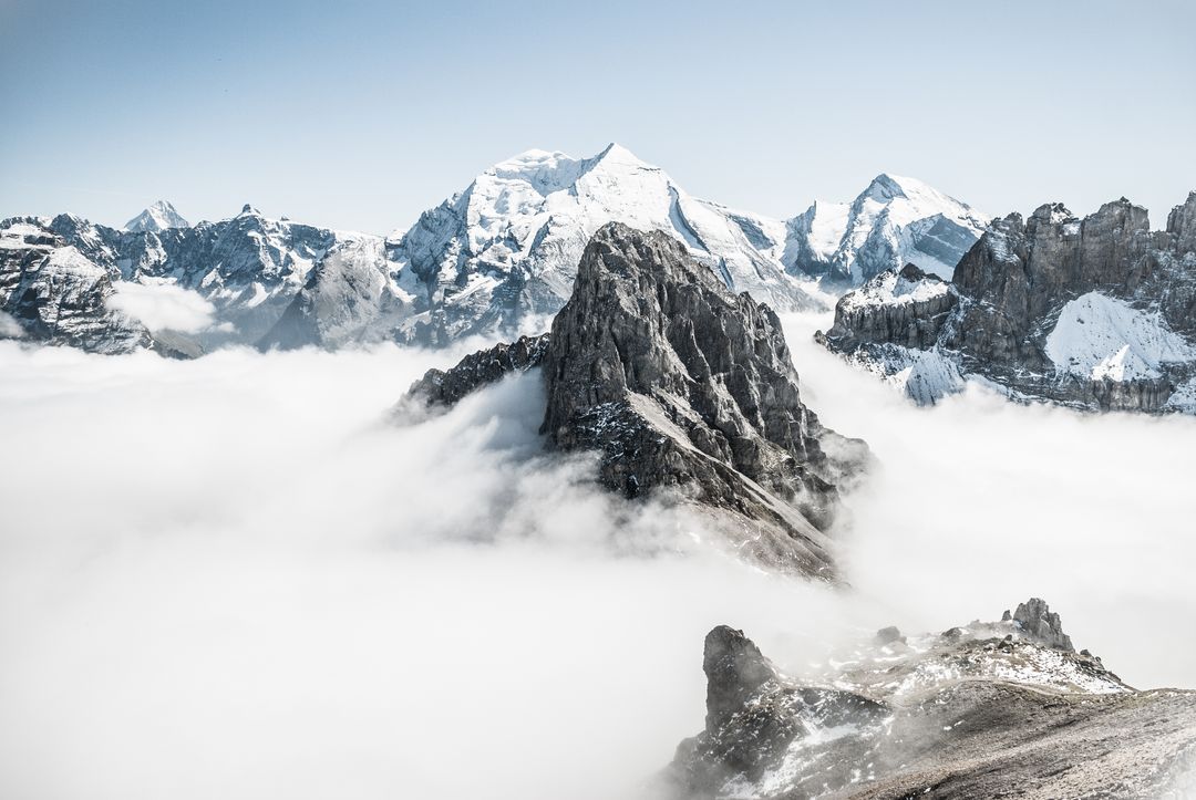 Spectacular Panoramic View of Misty Mountain Peaks - Free Images, Stock Photos and Pictures on Pikwizard.com