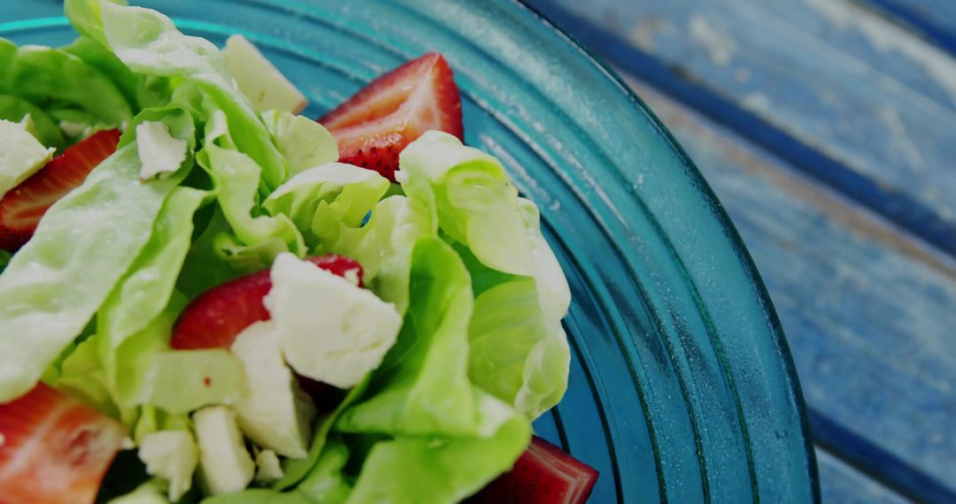 Fresh Butter Lettuce Salad with Strawberries and Cheese