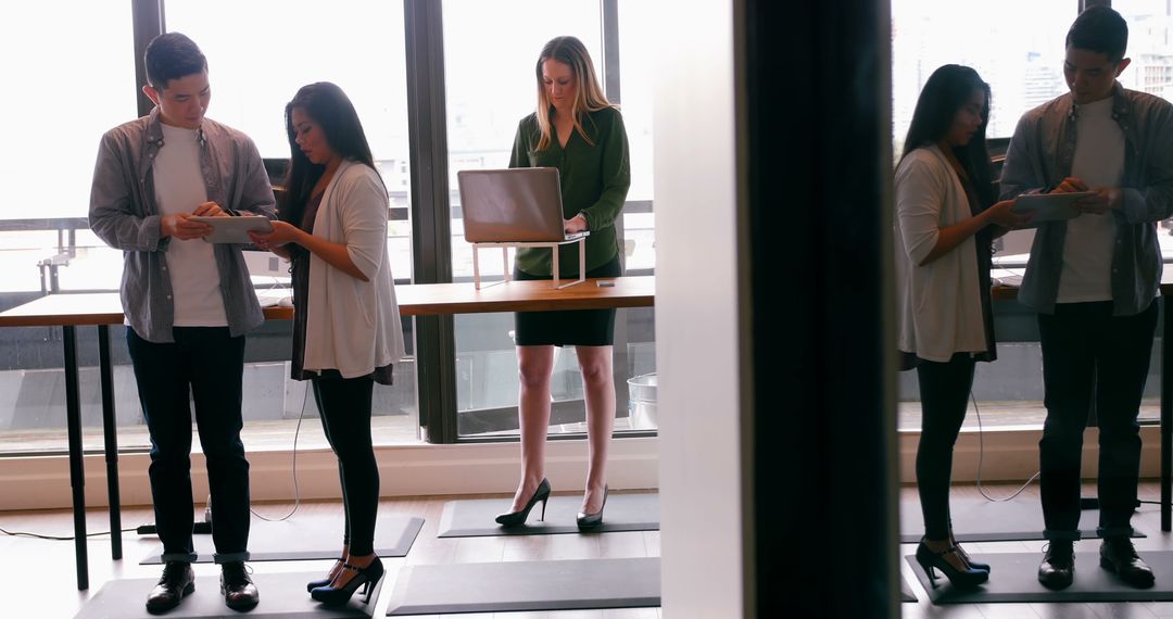 Teamwork Engagement in Modern Office Workspace