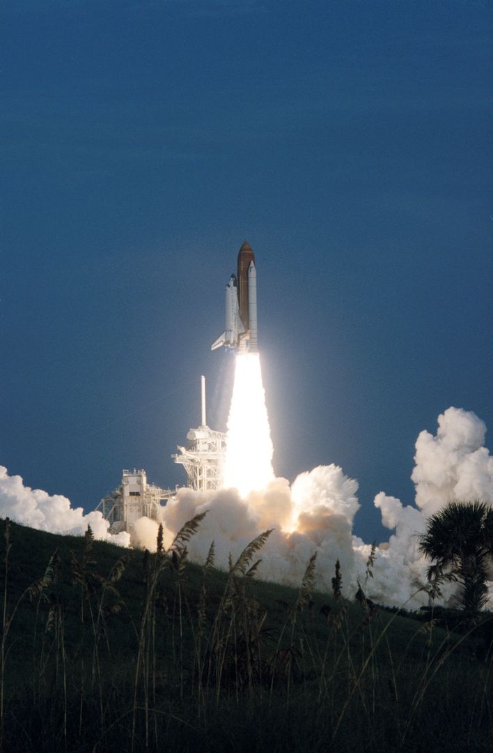 STS-51 Discovery launch - Free Images, Stock Photos and Pictures on Pikwizard.com