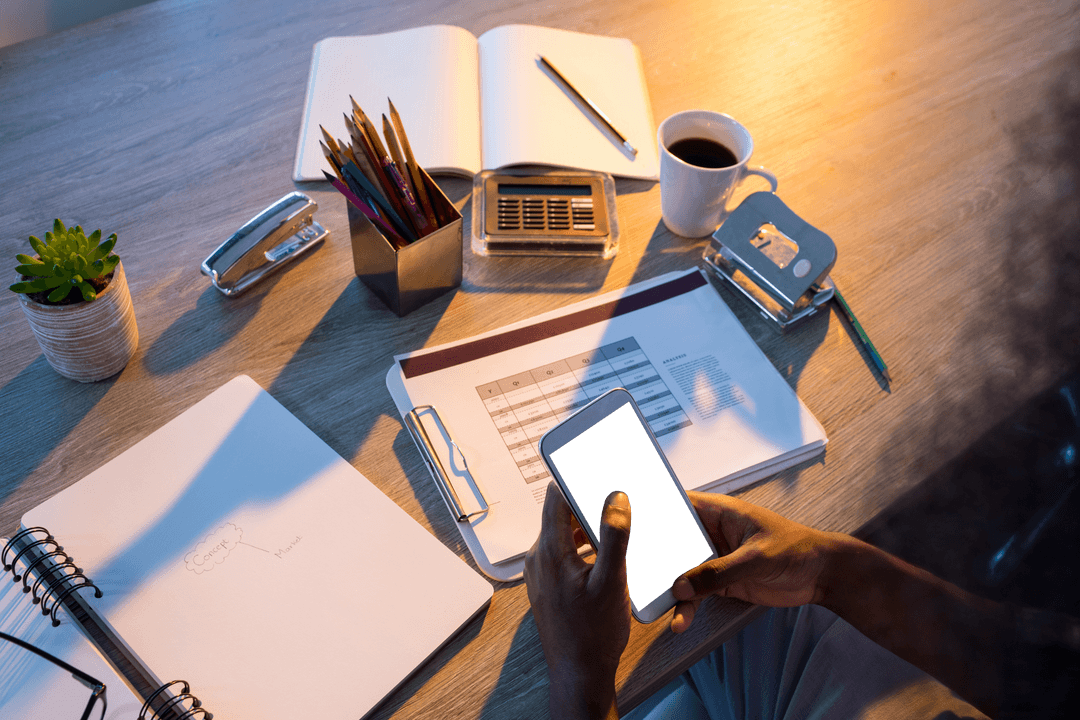 Transparent Focus on Workspace and Mobile Usage in Office