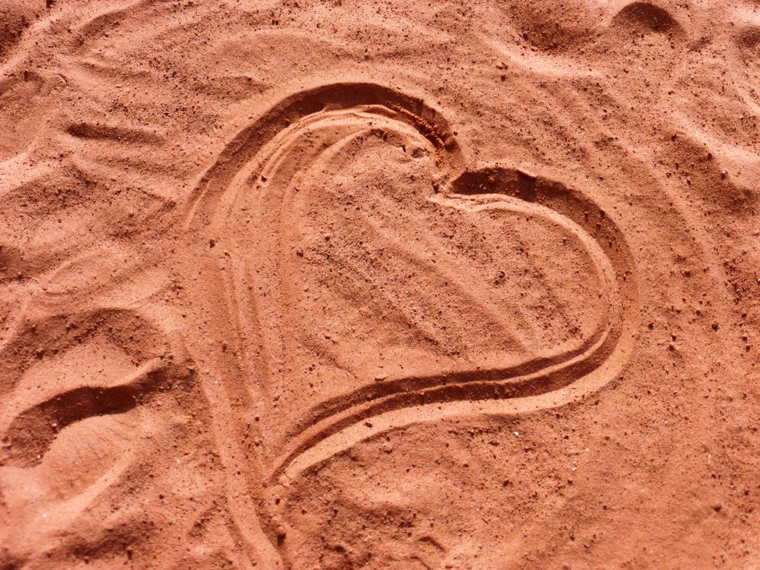 Heart love sand - Free Images, Stock Photos and Pictures on Pikwizard.com