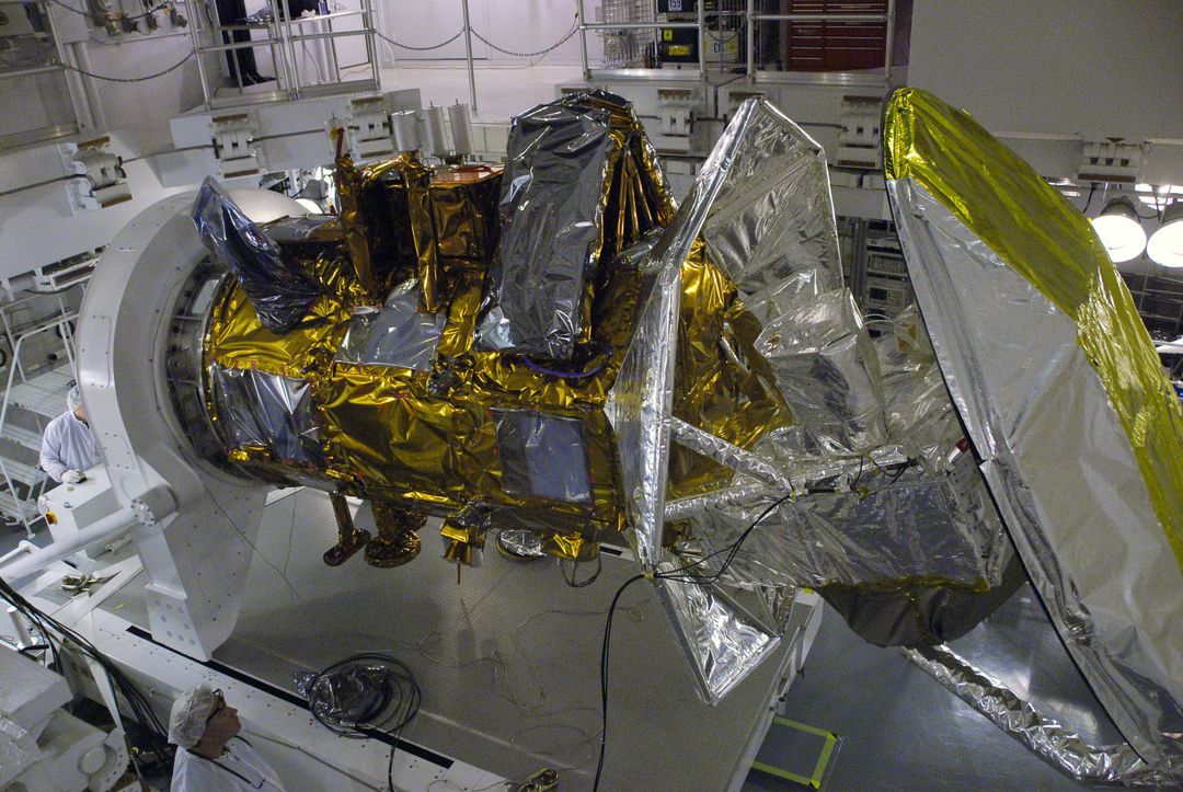 Technicians Preparing NASA Aquarius Satellite for Final Testing at Vandenberg AFB - Free Images, Stock Photos and Pictures on Pikwizard.com