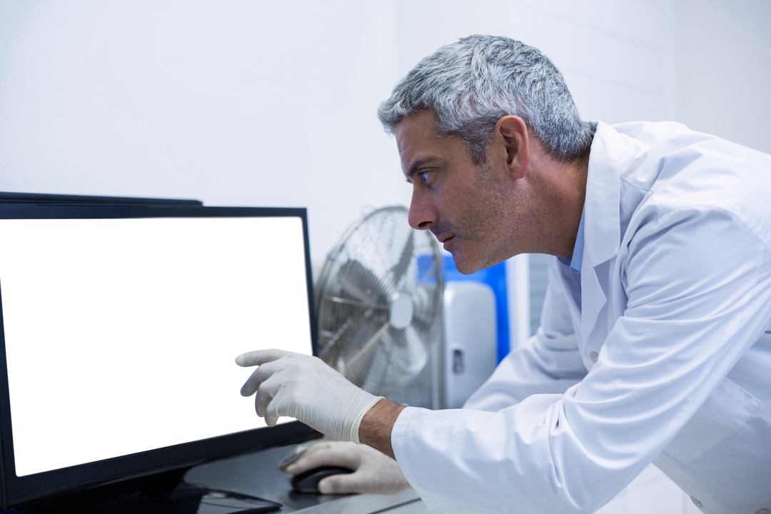 Transparent thoughtful dentist examining x-ray on monitor in clinic - Download Free Stock Images Pikwizard.com