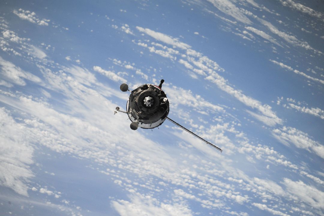 Soyuz TMA-14M (40S) approaching the ISS - Free Images, Stock Photos and Pictures on Pikwizard.com