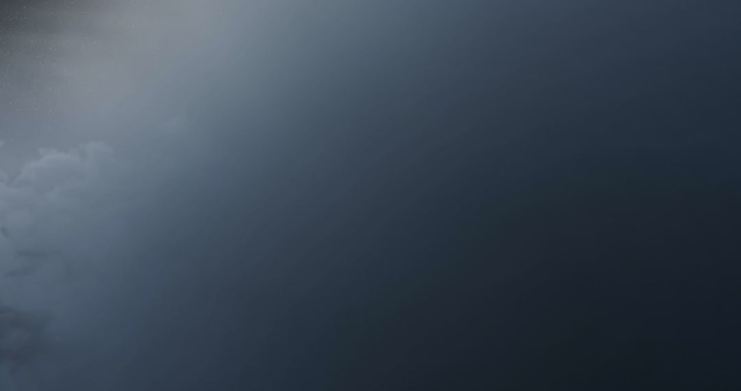 Mysterious Foggy Sky with Subtle Cloud Patterns