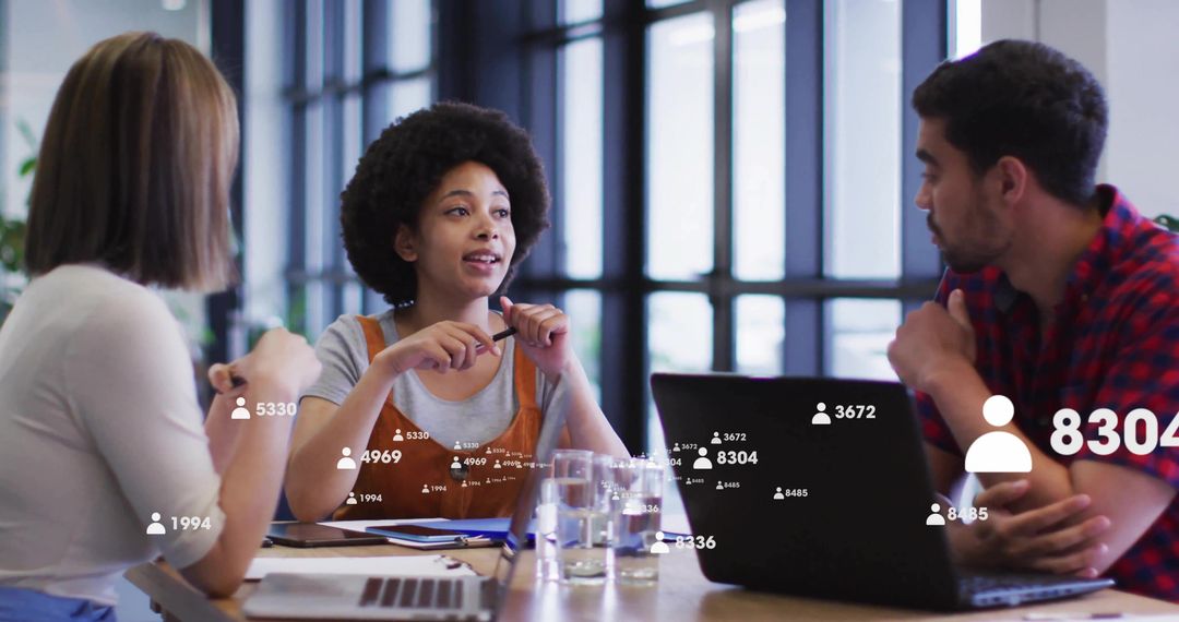 Dynamic Team Brainstorming with Digital Tracking