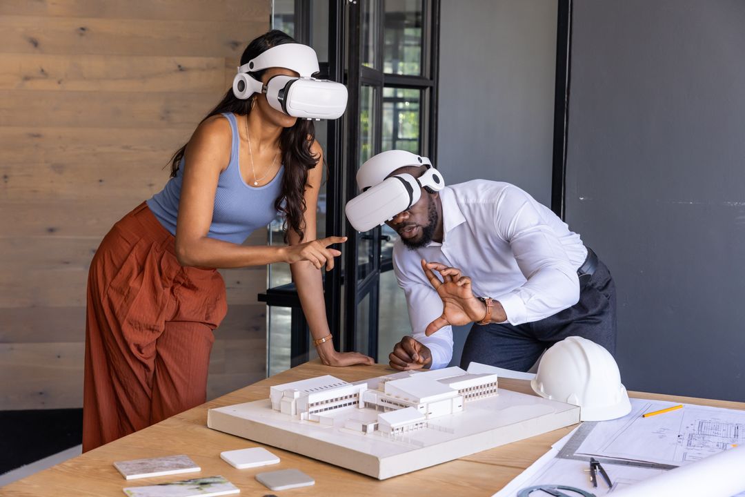 Architects Using VR Technology for Model Evaluation and Discussion