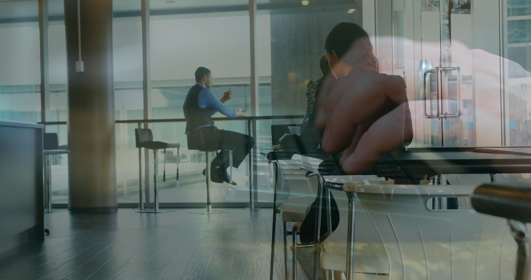 Digital Communication in Diverse Modern Office Space