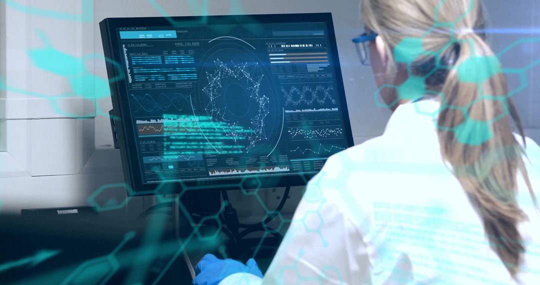 Female Scientist Analyzing Complex Data on Computer in Lab - Free Images, Stock Photos and Pictures on Pikwizard.com