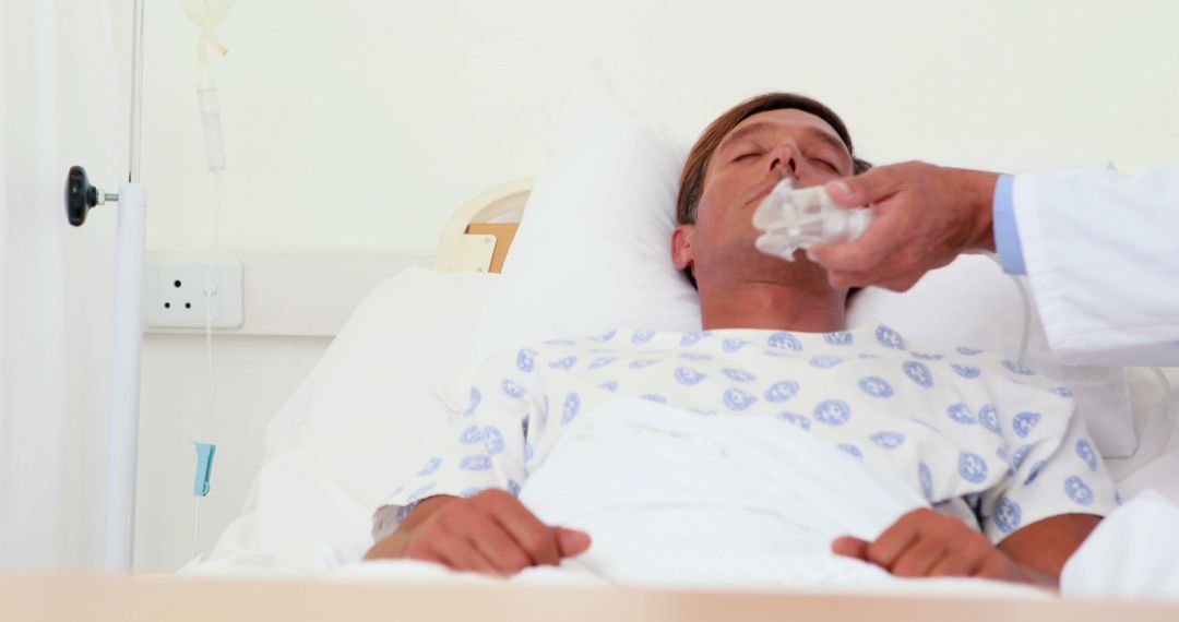 Nurse Holding Oxygen Mask for Hospitalized Patient - Free Images, Stock Photos and Pictures on Pikwizard.com