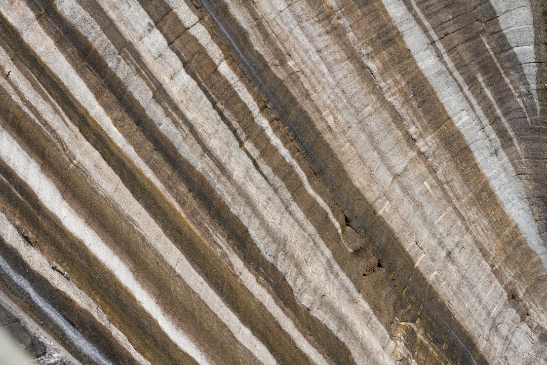 Close-Up of Layered Sedimentary Rock Formation - Free Images, Stock Photos and Pictures on Pikwizard.com