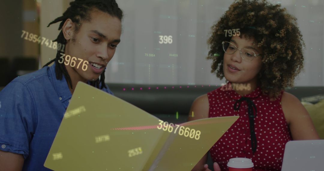 Dynamic Data Analysis with Diverse Professionals Innovating in Office