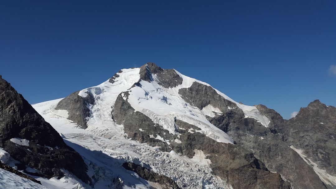 Alpine alpinism bernina group biancograt - Free Images, Stock Photos and Pictures on Pikwizard.com