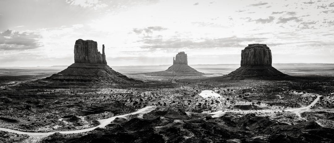 Black and White Landscape of Monument Valley with Buttes - Free Images, Stock Photos and Pictures on Pikwizard.com