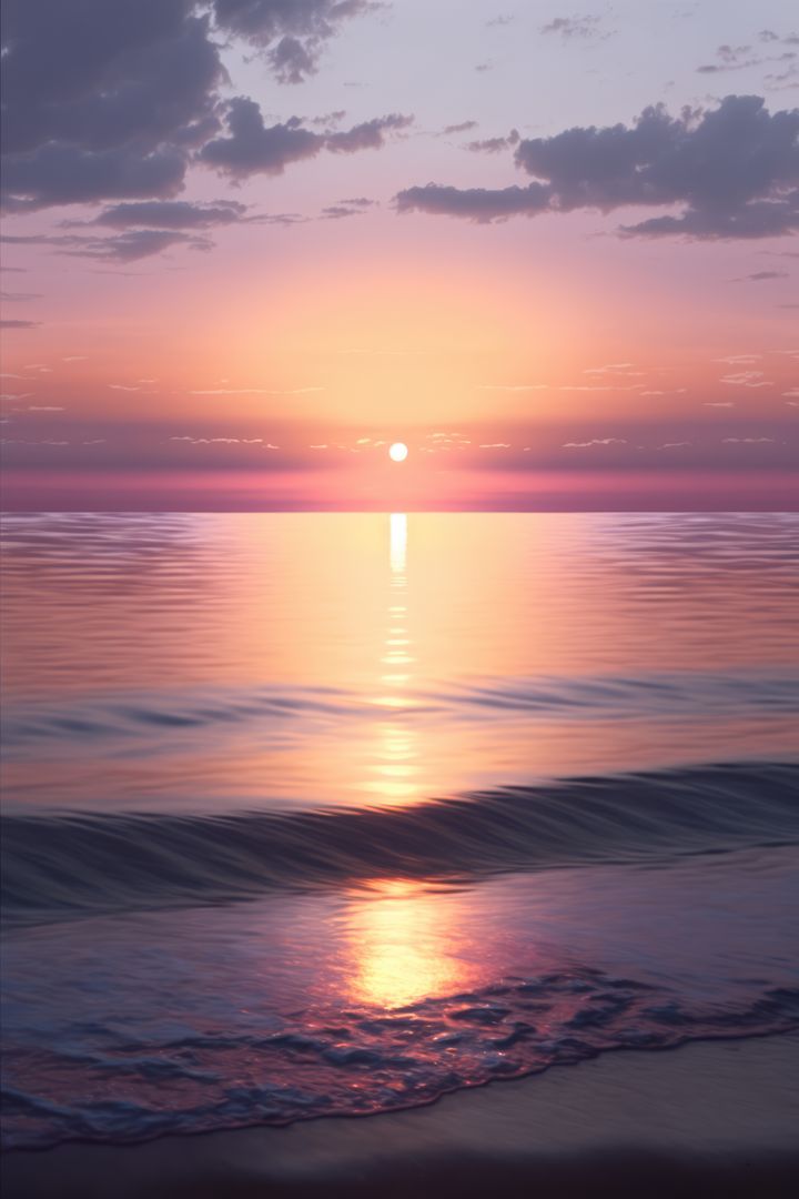 Serene Ocean Sunset with Vibrant Reflexions - Free Images, Stock Photos and Pictures on Pikwizard.com