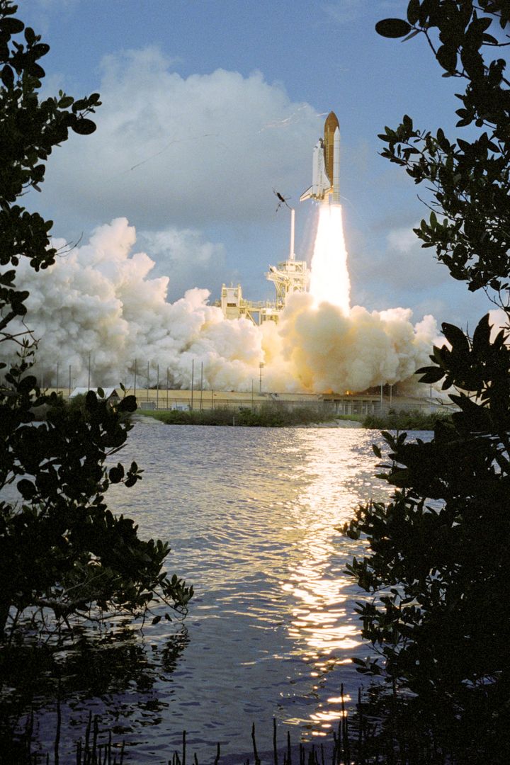 STS-120 launch - Free Images, Stock Photos and Pictures on Pikwizard.com