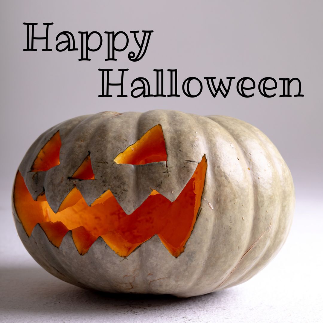 Happy Halloween Text with Spooky Jack-o'-Lantern, Grey Background - Download Free Stock Templates Pikwizard.com