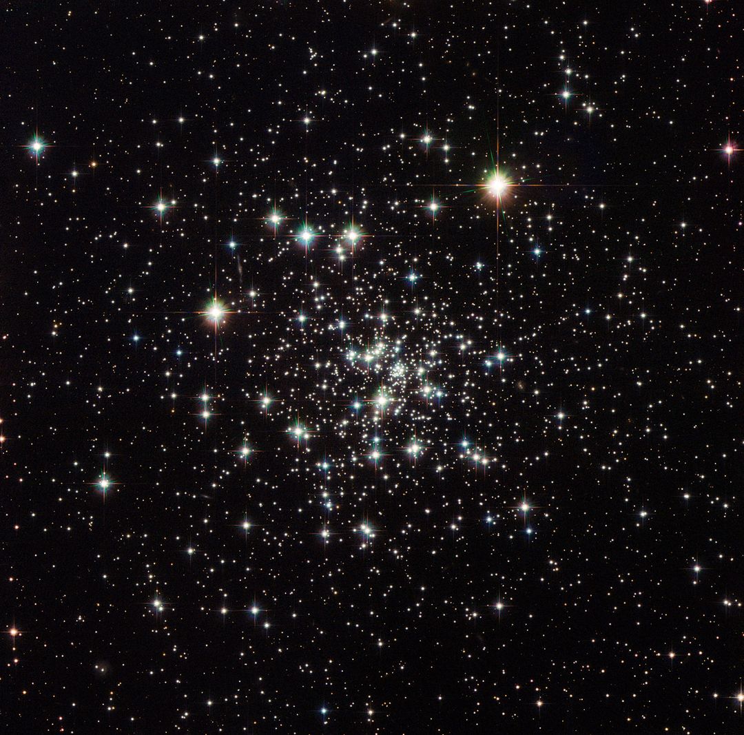 Hubble Sees an Ancient Globular Cluster - Free Images, Stock Photos and Pictures on Pikwizard.com