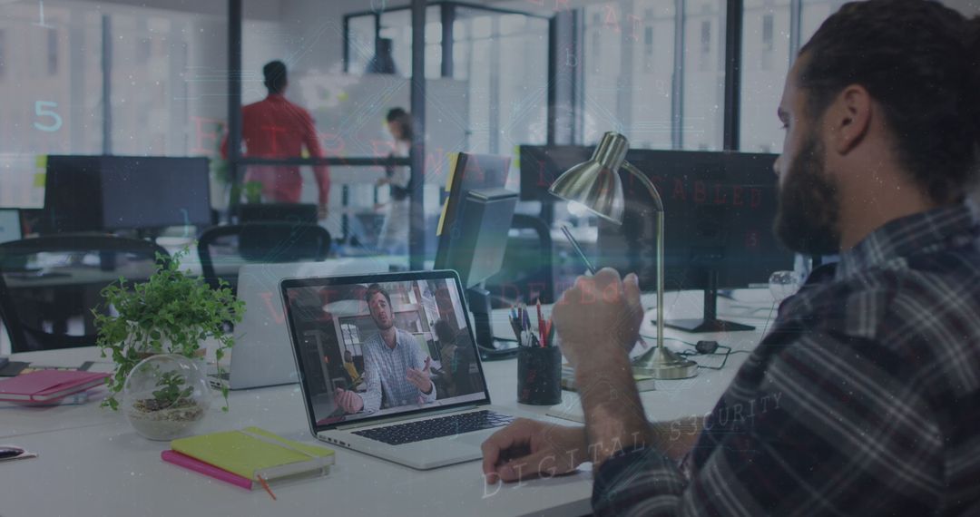 Mixed Reactions to Data Analysis in Modern Office Environment